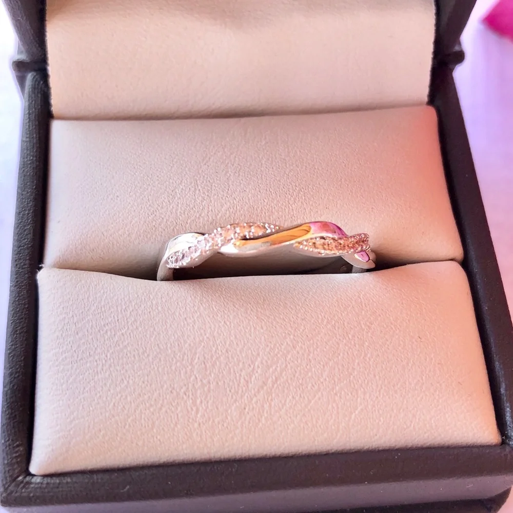 Sterling Silver White Sapphire Infinity Ring - Picture 4 of 8